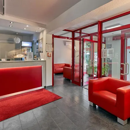 Touristik Hotel 3*