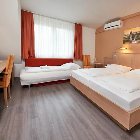 Hotell Touristik